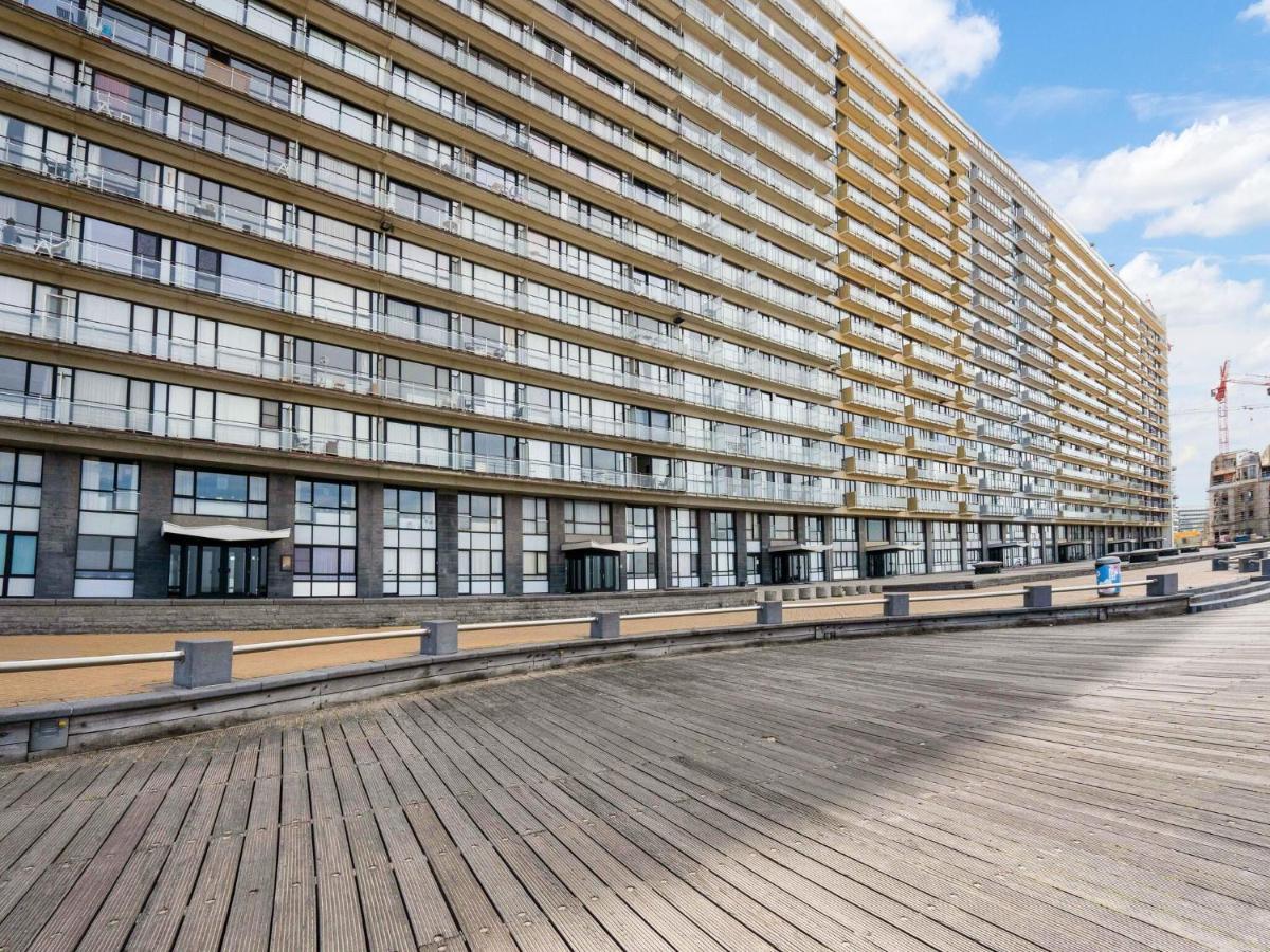 Comfortable Apartment In Oostende With Sea Views Екстериор снимка