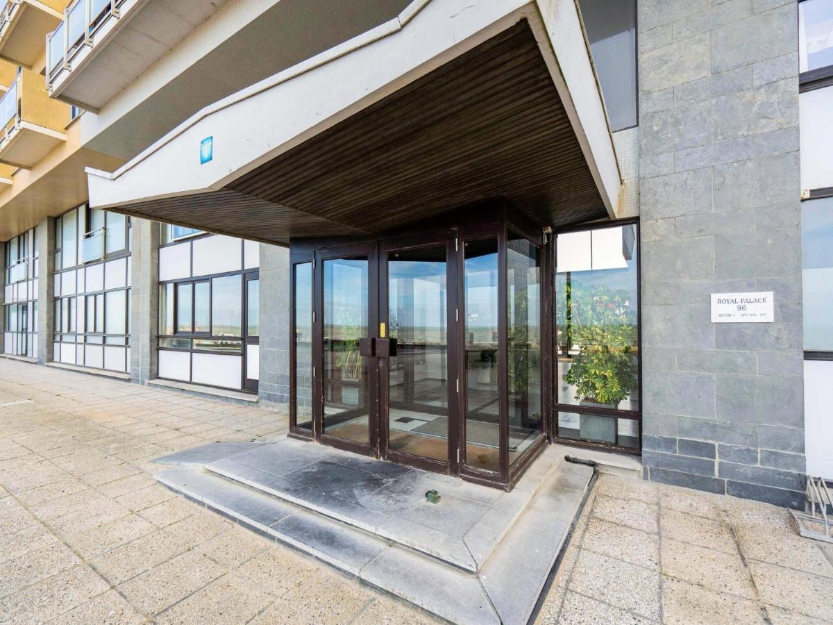 Comfortable Apartment In Oostende With Sea Views Екстериор снимка