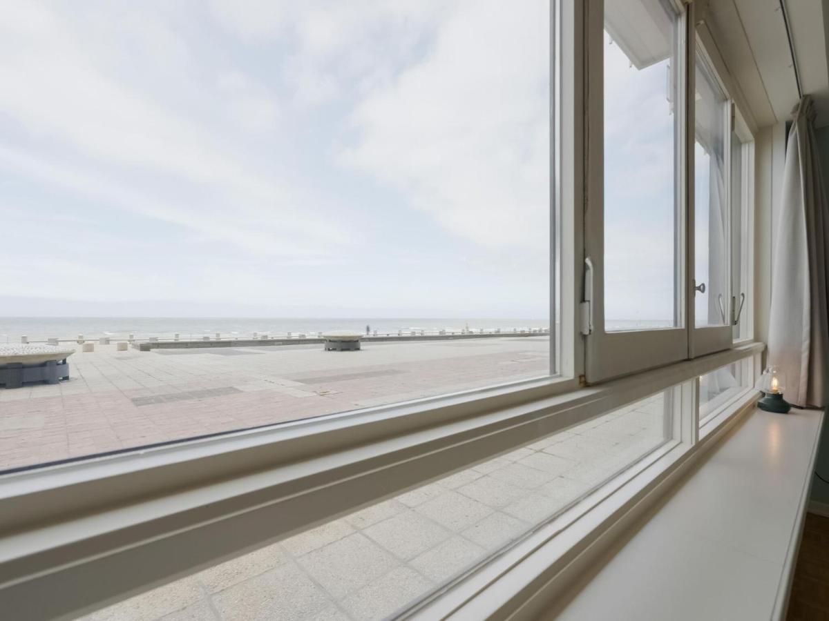 Comfortable Apartment In Oostende With Sea Views Екстериор снимка