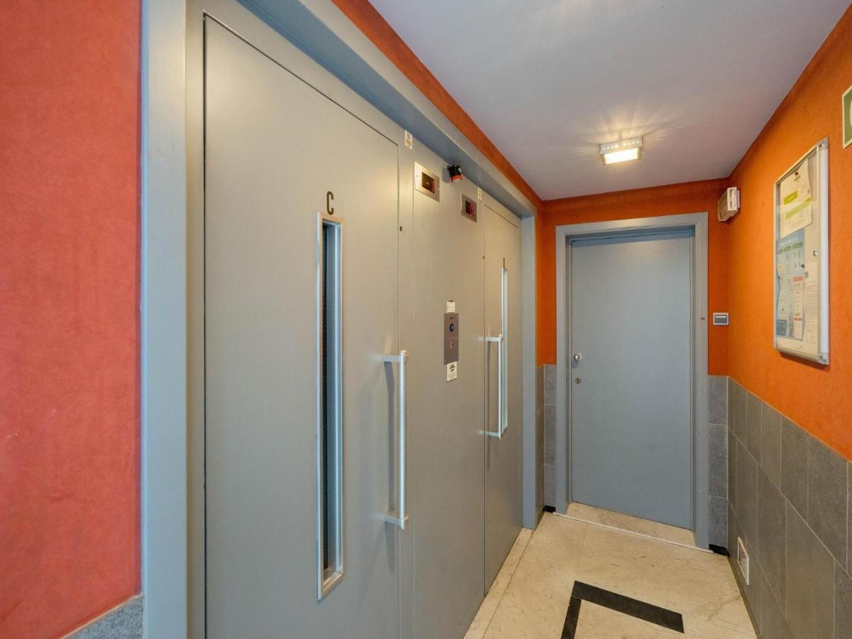 Comfortable Apartment In Oostende With Sea Views Екстериор снимка