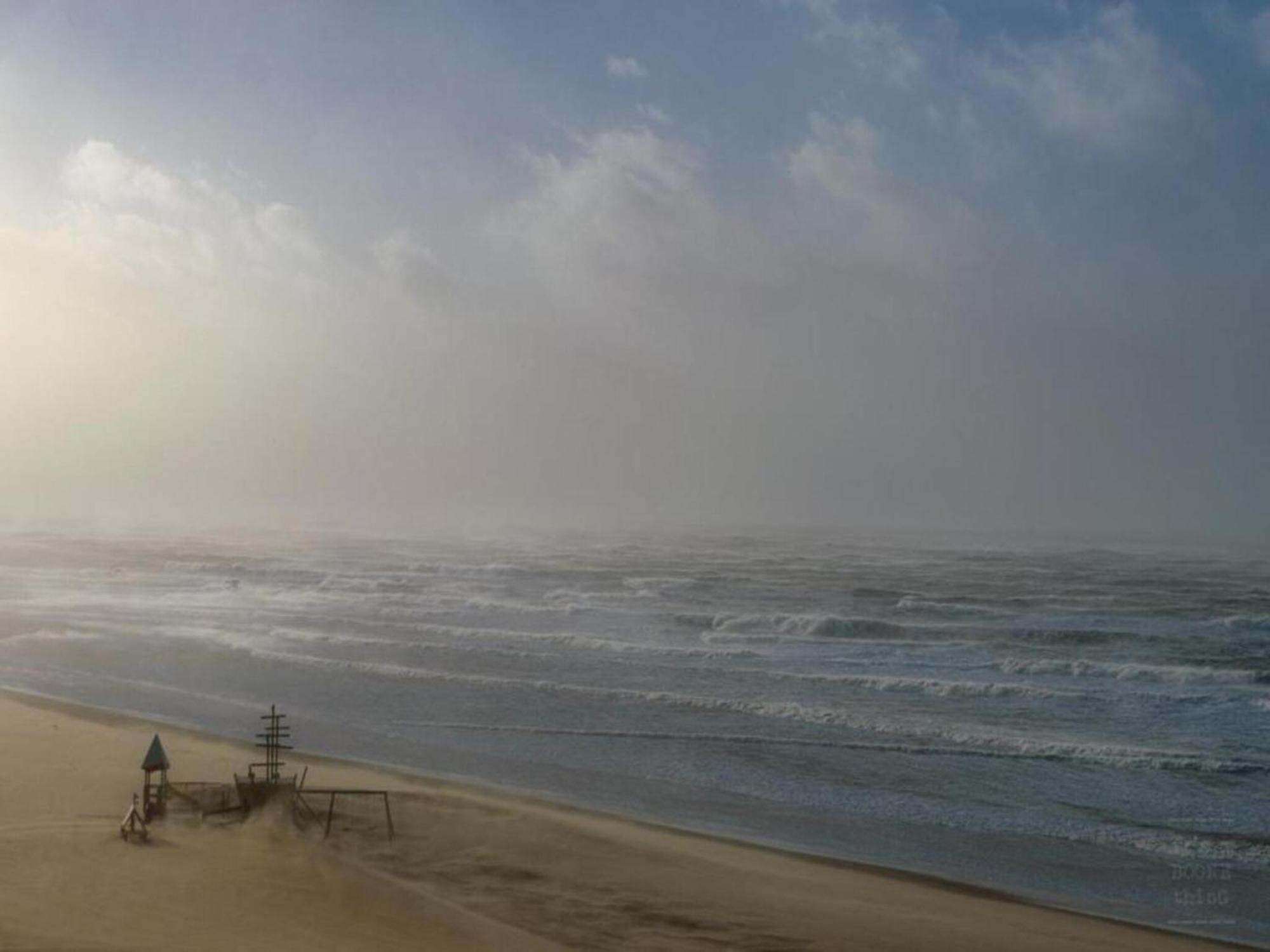 Comfortable Apartment In Oostende With Sea Views Екстериор снимка